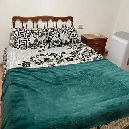 Availabe Panzió *